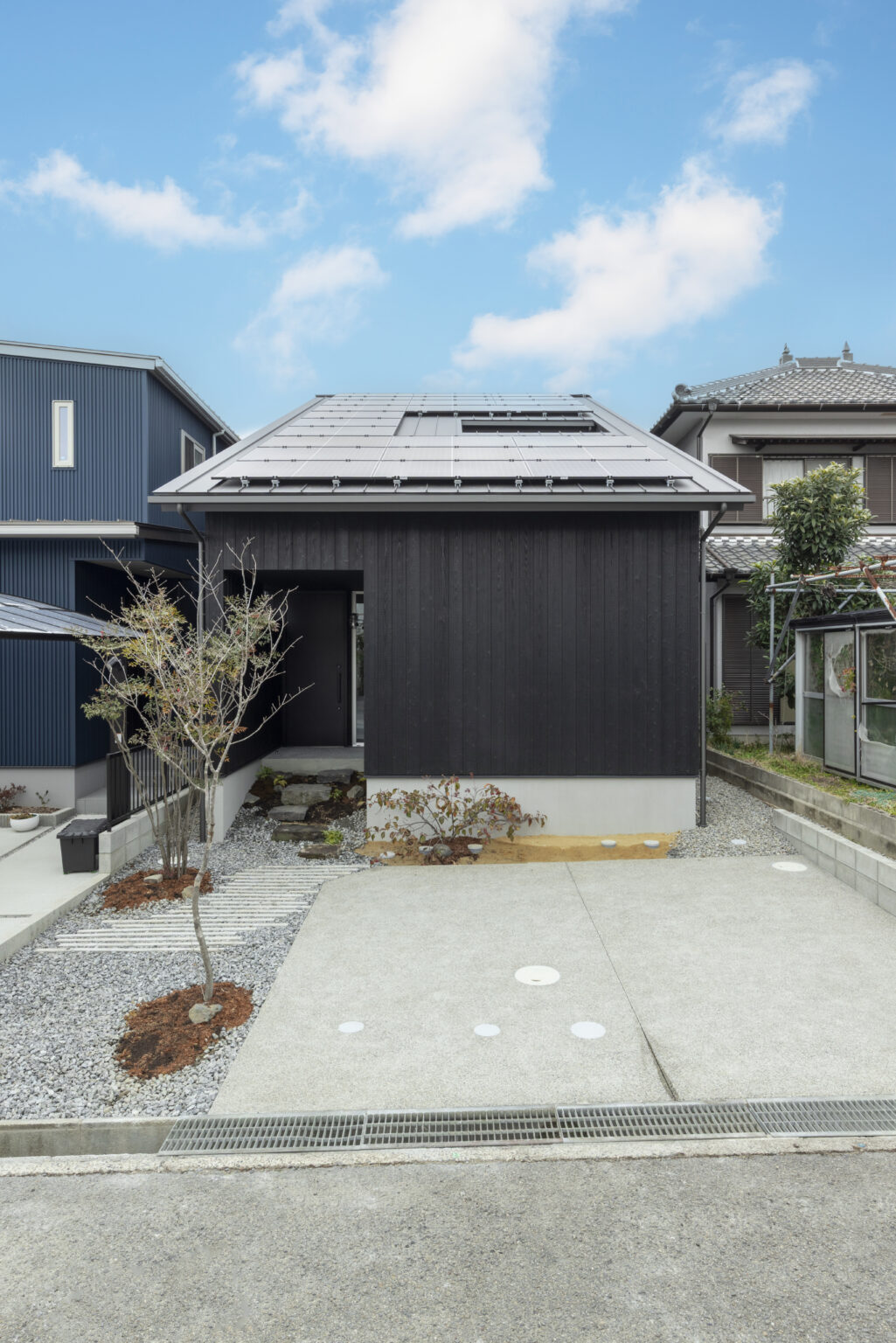 住宅外観のトレス画像